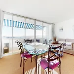 Apartment 2 Bedroom In