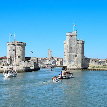 2 Bedroom Awesome In *