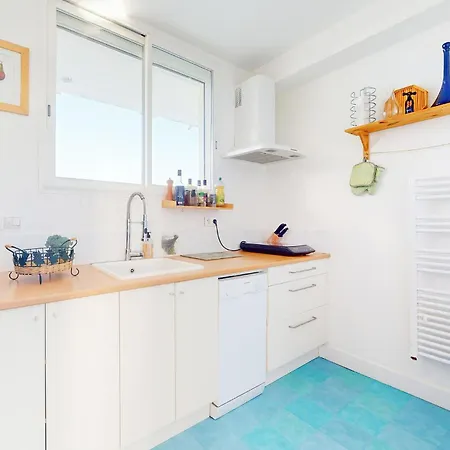Apartment Amazing In With Kitchen Royan