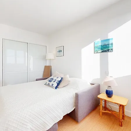 2 Bedroom Awesome In * Royan