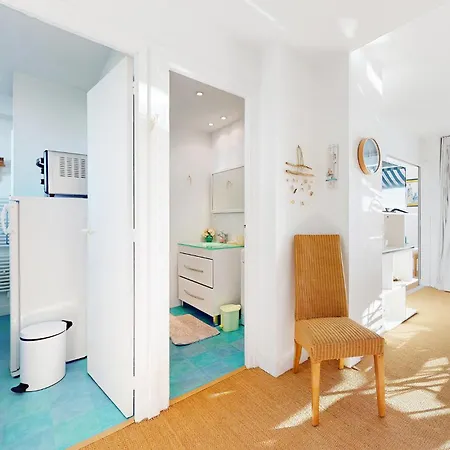 Apartment Amazing In With Kitchen *